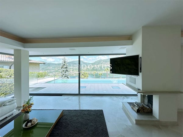 Incantevole  Villa con piscina e vista mozzafiato 7