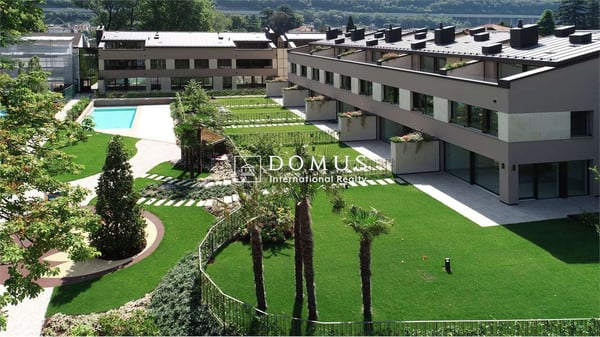 Villa di lusso direttamente a lago 11