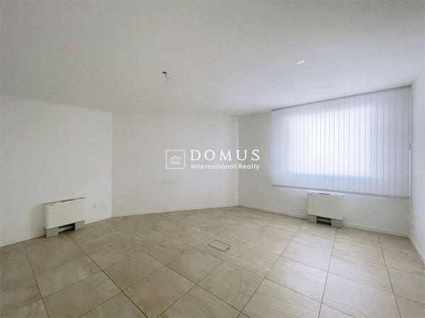 Ampio ufficio zona commerciale 4