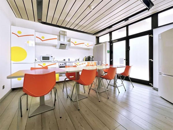 Centrale ufficio open space 5