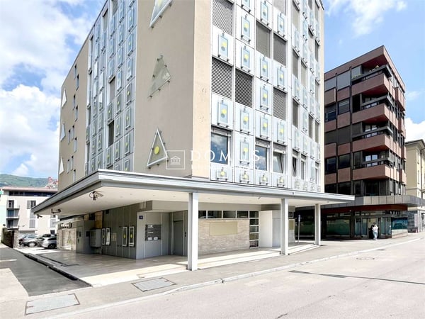 Centrale ufficio open space 6