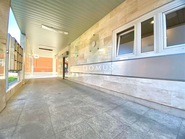 Mendrisio , stabile misto al 5% 5