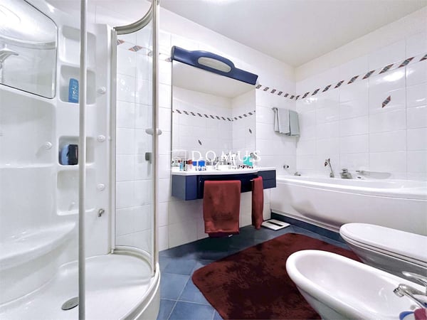 Due appartamenti contigui di 4.5 e 2.5 locali 9