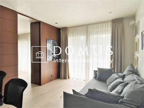 Attico con vista lago a pochi passi dal Tasis 6