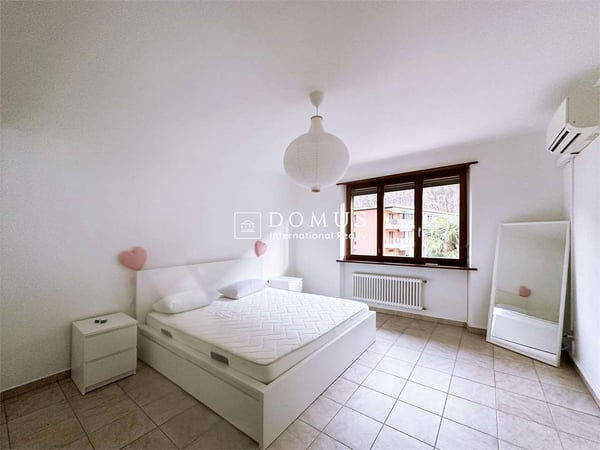 Villa indipendente con giardino a Barbengo 9