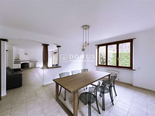 Villa indipendente con giardino a Barbengo 8