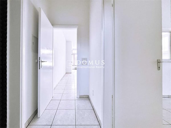 Centrale spazio commerciale/ufficio con vetrina 5