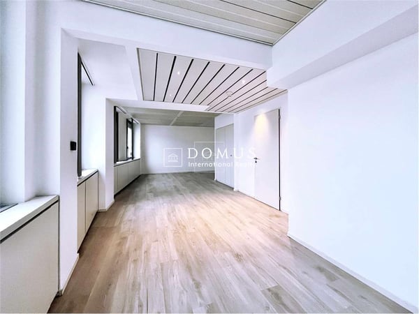 Centrale ufficio con sala conferenze 3