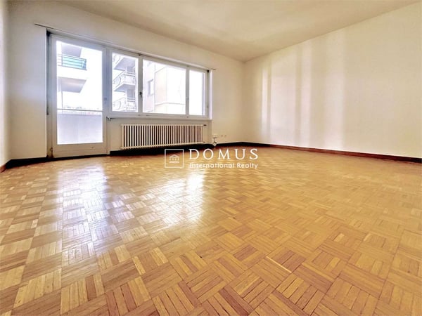 Ampio e centrale appartamento con doppi servizi 5