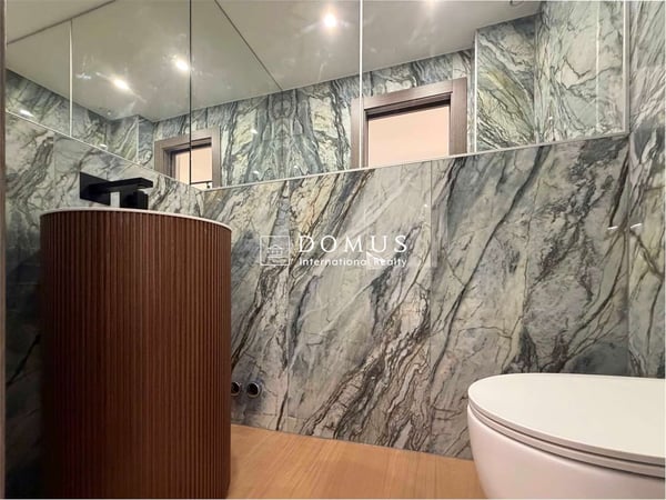 Cassarate: Elegante Appartamento di Prestigio 7