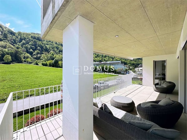 Moderno 4.5 Locali a Barbengo con Piscina e Spa 7