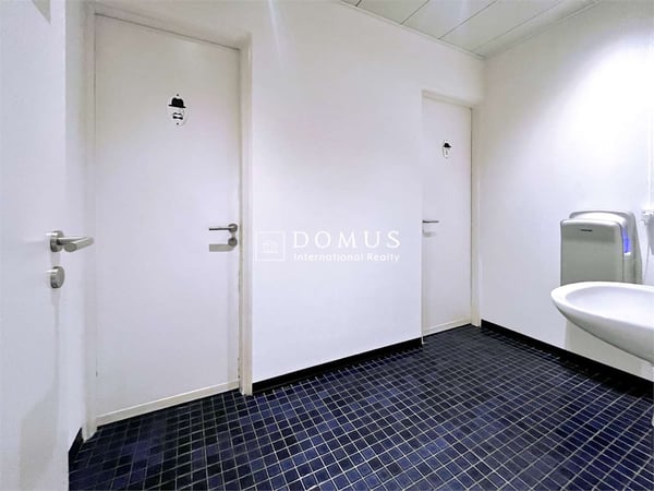 Centrale e comodo ufficio 2