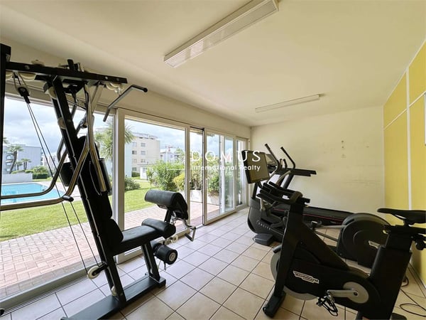 Spazioso 1.5 locali con piscina e palestra 12