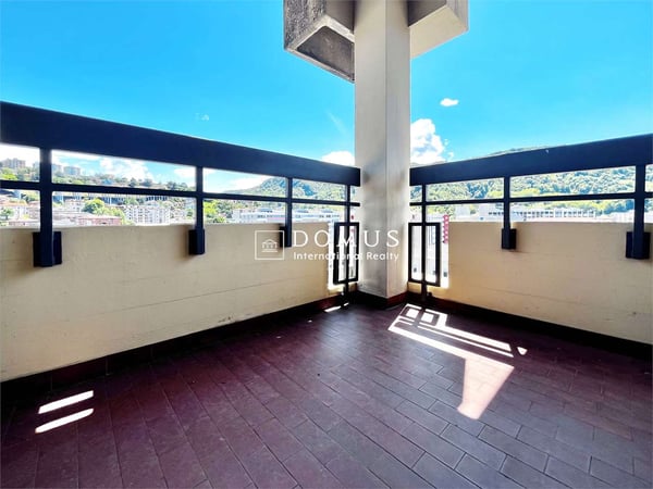 Tre appartamenti sullo stesso piano per investimento 10