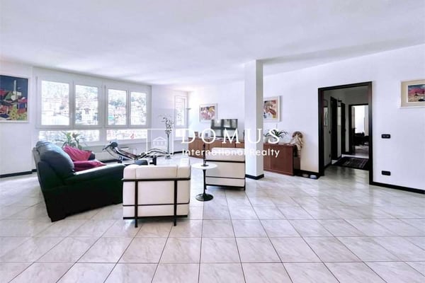 Tre appartamenti sullo stesso piano per investimento 2