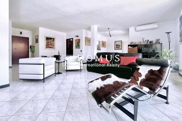 Tre appartamenti sullo stesso piano per investimento 3