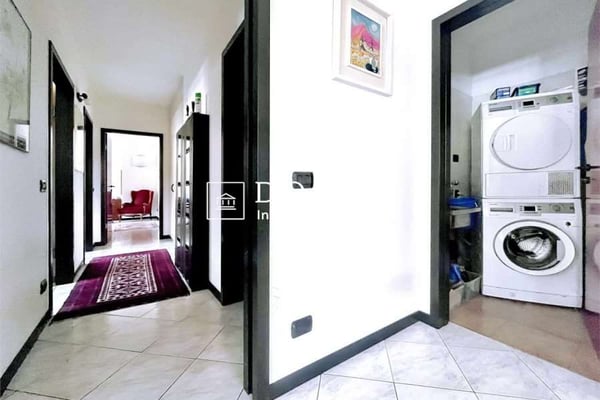 Tre appartamenti sullo stesso piano per investimento 4