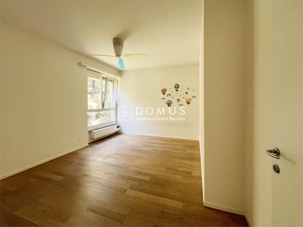 Appartamento con vista Lago in centro Lugano 9