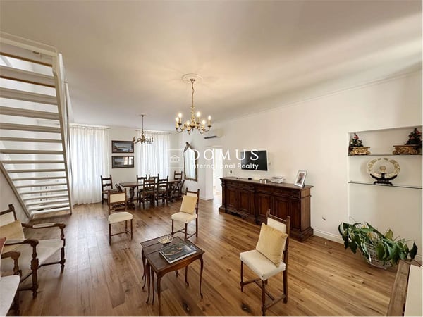 Attico duplex nel cuore pulsante della città 2