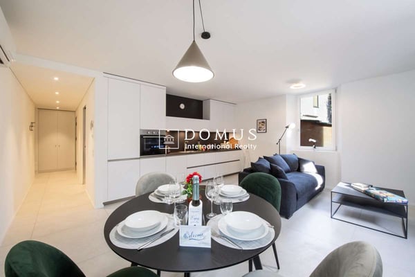 Palazzo storico rinnovato in centro 3