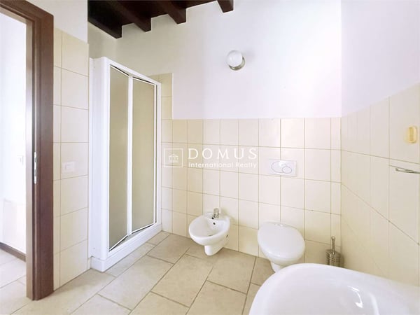 Comodo appartamento ad uso uffici 4