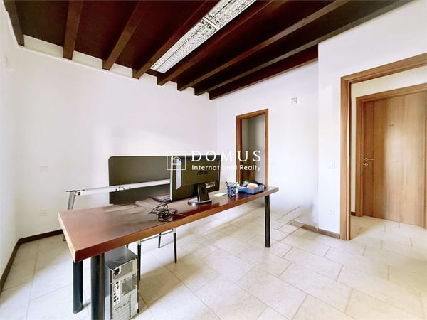 Comodo appartamento ad uso uffici 3