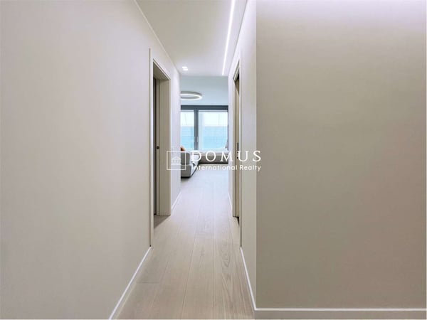 Appartamento di pregio con terrazzo, arredato 7