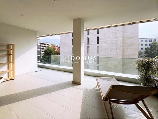 Appartamento di pregio con terrazzo, arredato 3