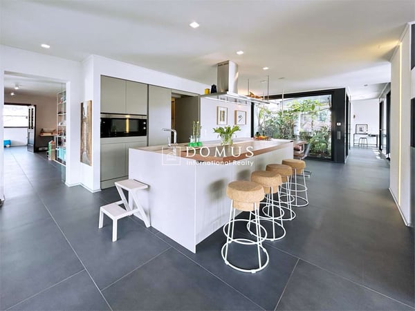 Ampio duplex penthouse in città 4