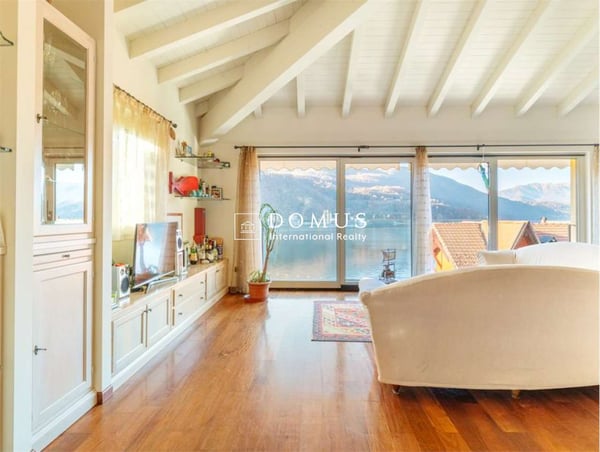 Esclusiva Villa di Lusso sul Lago di Lugano 4