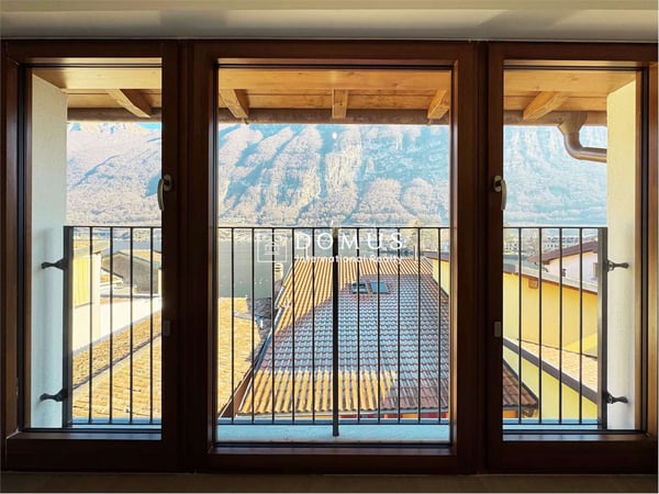 Casa vista lago completamente rinnovata 4