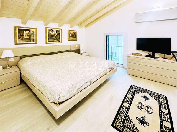 Tranquillità, carattere e comfort moderno 9