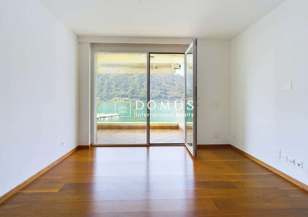 Casa esclusiva con pontile privato e vista lago mozzafiato 12