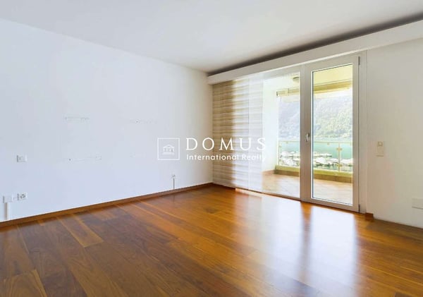 Casa esclusiva con pontile privato e vista lago mozzafiato 13