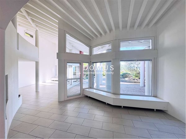 CADRO - VILLA ICONICA CON VISTA PANORAMICA SU LUGANO 3