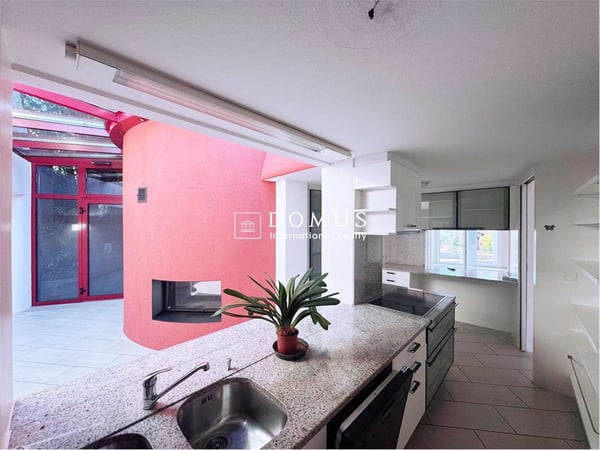 CADRO - VILLA ICONICA CON VISTA PANORAMICA SU LUGANO 7