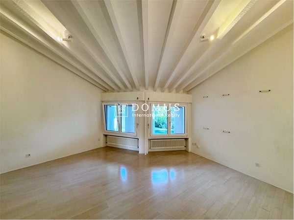 CADRO - VILLA ICONICA CON VISTA PANORAMICA SU LUGANO 8