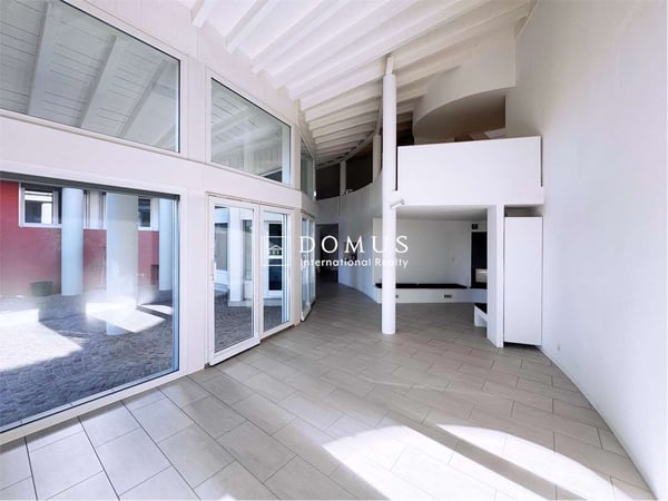 CADRO - VILLA ICONICA CON VISTA PANORAMICA SU LUGANO 5