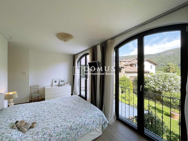 6.5 locali duplex immerso nella natura 12