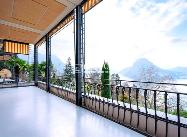 Elegante 5,5 locali con splendida vista lago 1