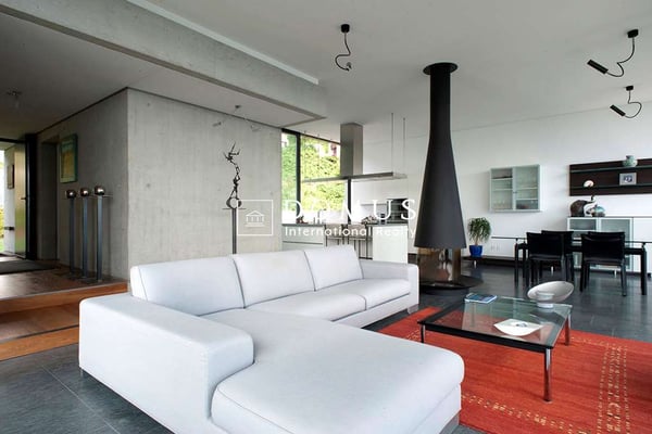 Villa con vista lago e piscina 6