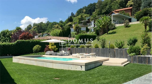 Villa con vista lago e piscina 3