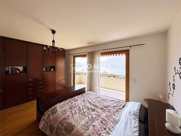 Villa con splendida vista lago 5