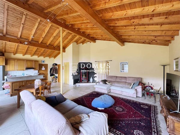 Villa con splendida vista lago 2