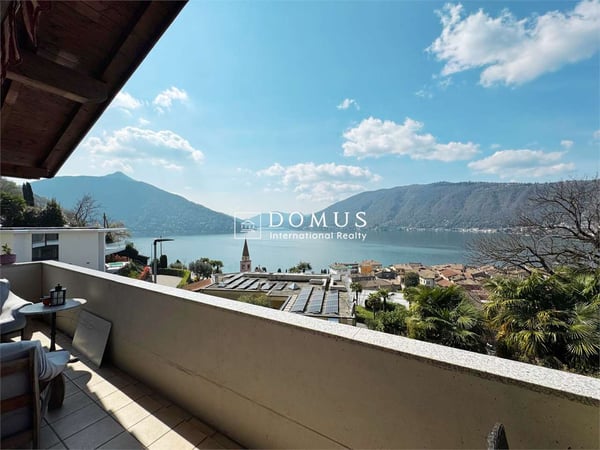 Villa con splendida vista lago 1