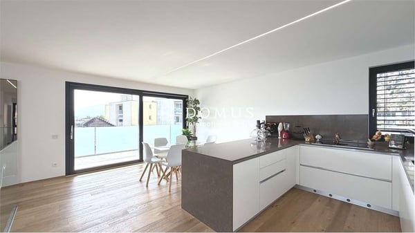 Agno- Attico Duplex con piscina privata sul tetto 5