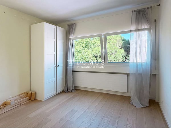 Eleganza e comfort nel verde 10