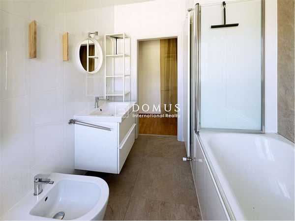 Elegante appartamento con vista lago 9
