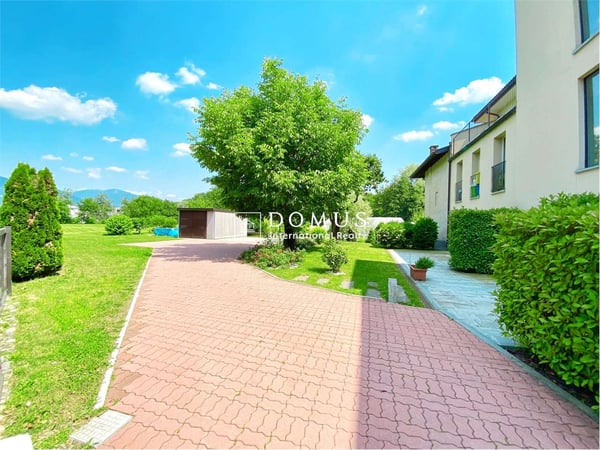Appartamento di 3.5 locali immerso nel verde 9