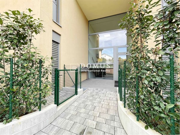 Moderno 4.5 locali con giardino privato 12